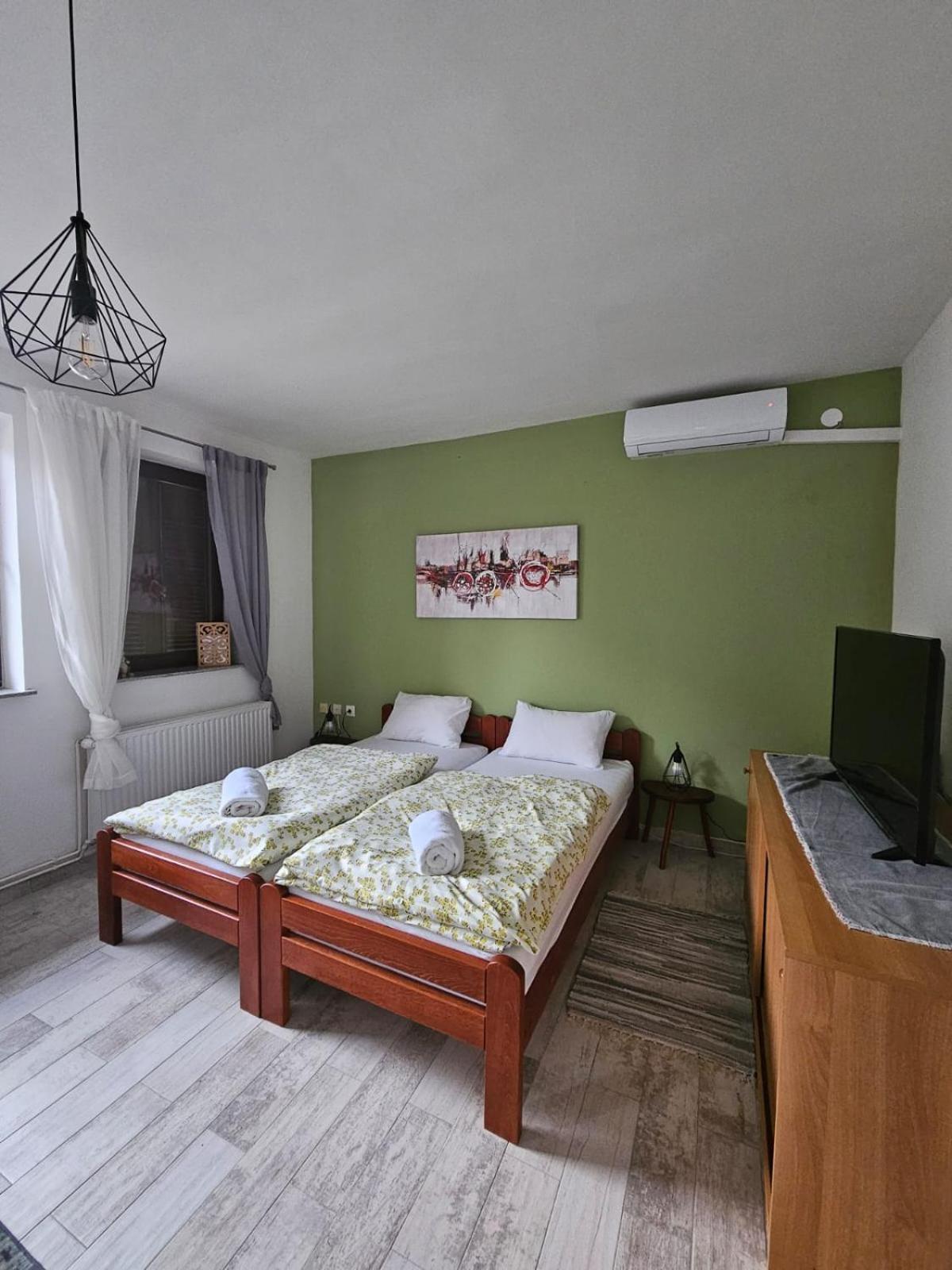 Studio Apartman Dora Ilok Exteriér fotografie